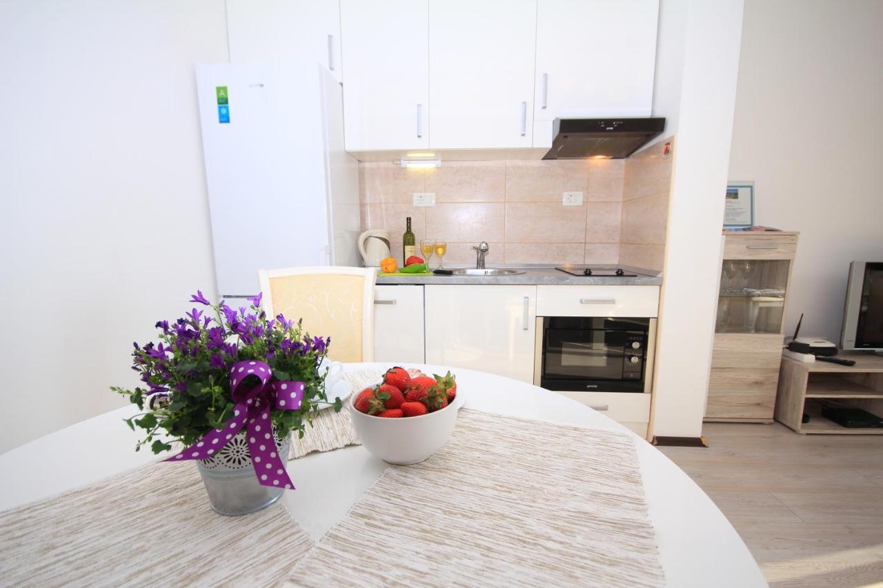 Karina Apartment บุดวา ภายนอก รูปภาพ